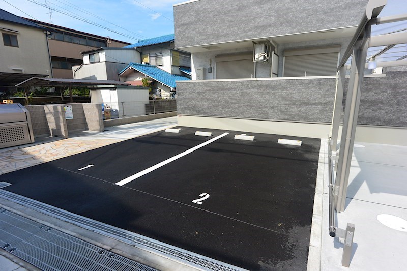 駐車場　駐車場