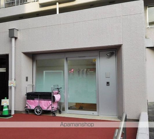 幼稚園・保育園　さくらさくみらい護国寺（幼稚園・保育園）まで698m