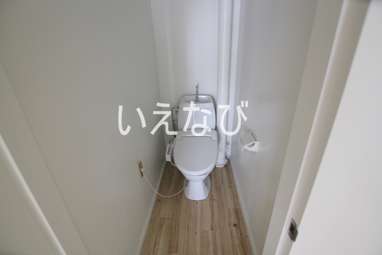 ＪＲ津山線 亀甲駅 徒歩15分 5階建 築42年のトイレ写真