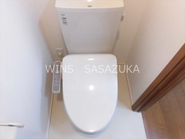 京王線 八幡山駅 徒歩9分 2階建 築7年のトイレ写真