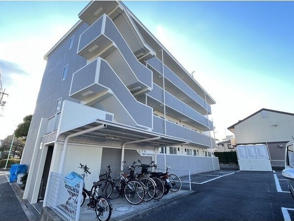 地下鉄東山線 岩塚駅 バス乗車時間：7分 最寄りバス停で下車 徒歩4分 4階建 築30年のその他写真