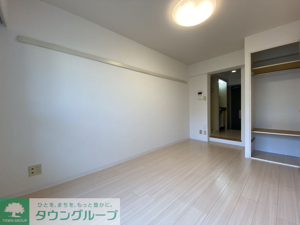 ＪＲ総武線 高円寺駅 徒歩5分 4階建 築39年の居間写真