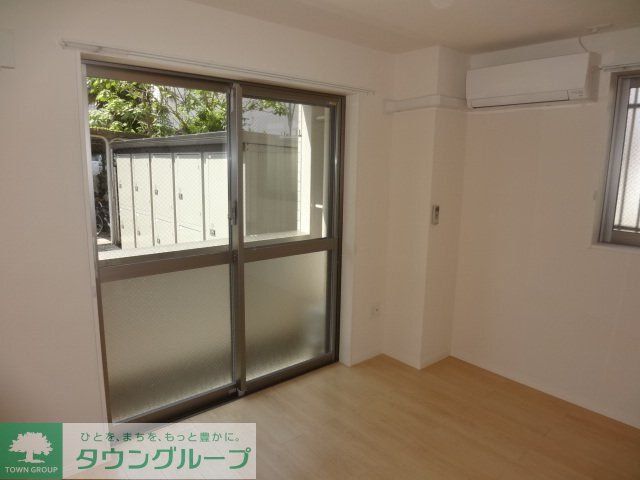 グランドール参番館の居間写真