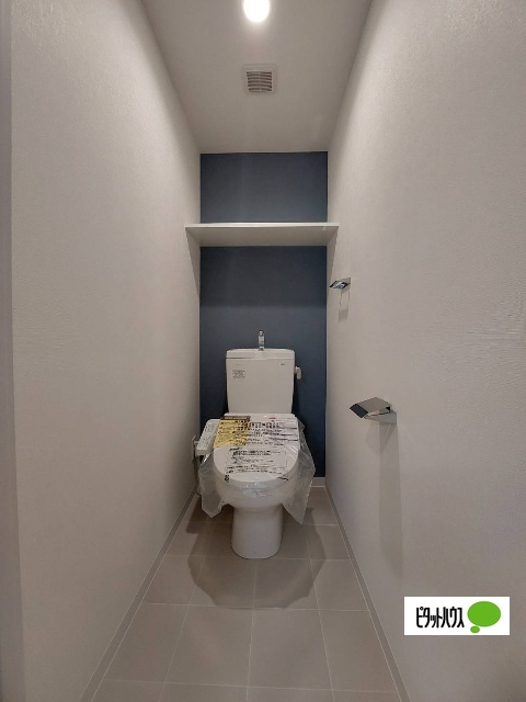 ブランシエスタ西京極のトイレ写真