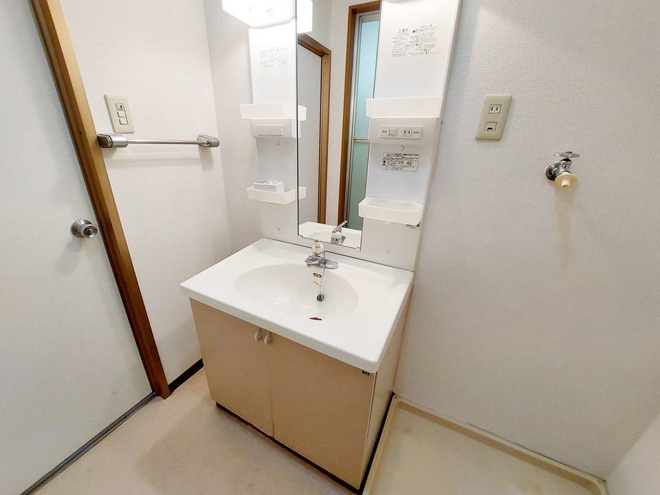 洗面設備　ドレッサー