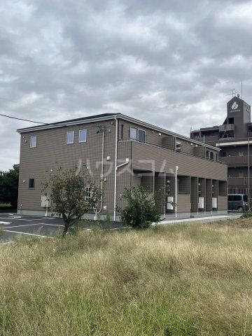 リーブルファイン下萱津山伏の建物外観