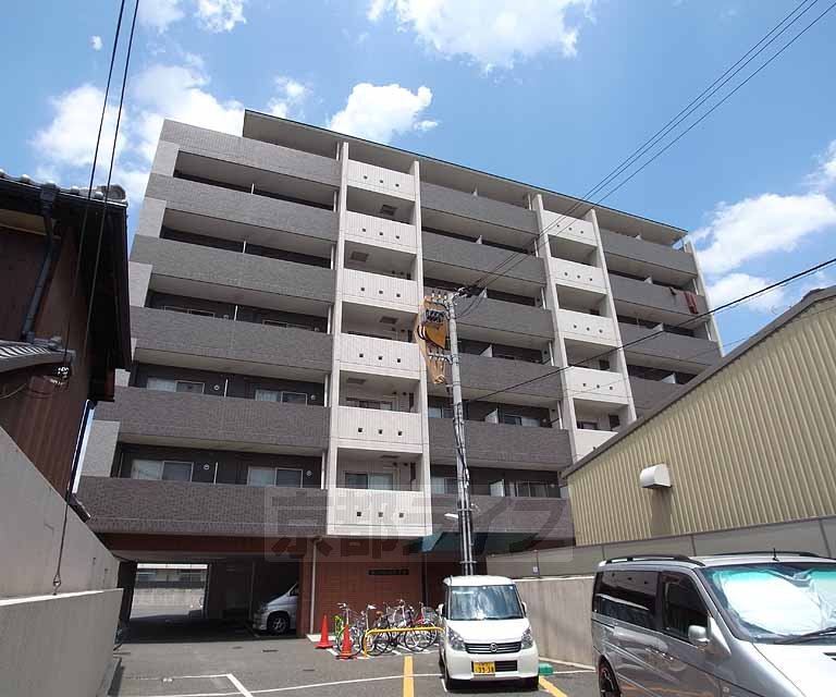 【エス・キュート京都下鴨東の建物外観】