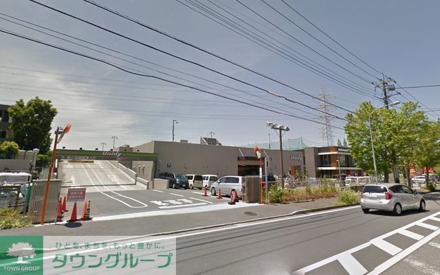 【横浜市青葉区元石川町のアパートのショッピングセンター】