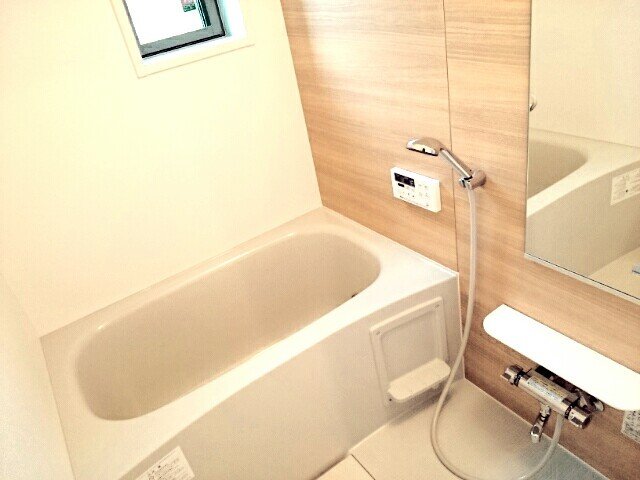 バス・シャワールーム　お風呂です