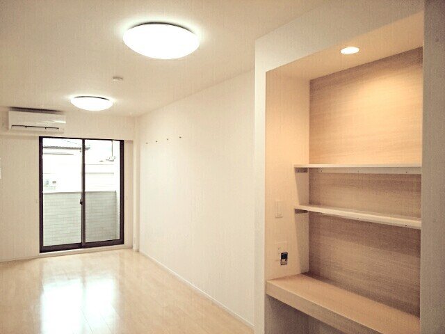 居室・リビング　居間です