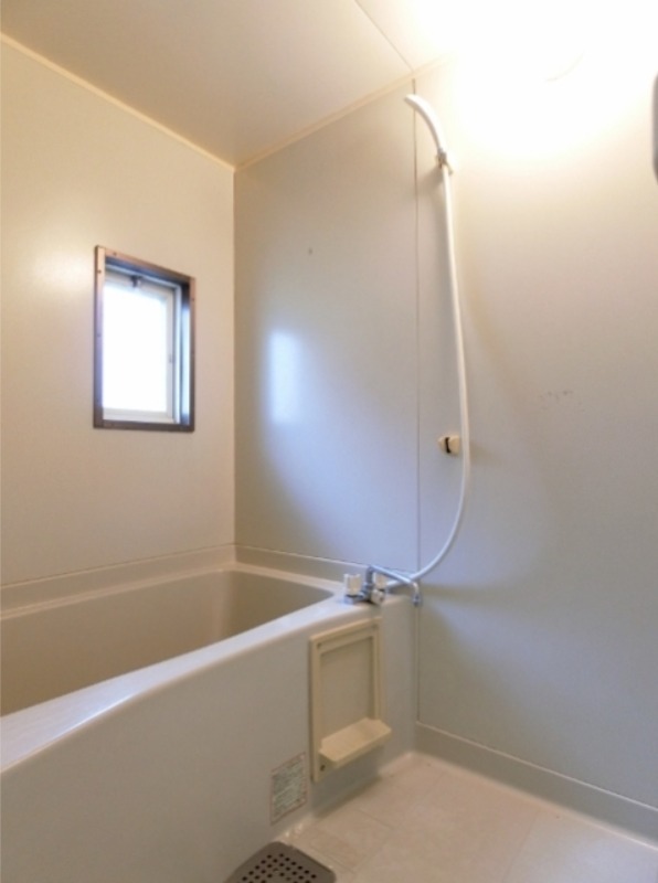 バス・シャワールーム　図面と現状に相違がある場合には現状を優先