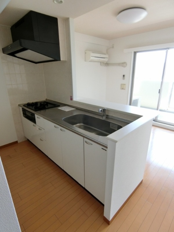 キッチン　図面と現状に相違がある場合には現状を優先