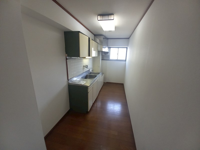 キッチン　システムキッチンへ辺王