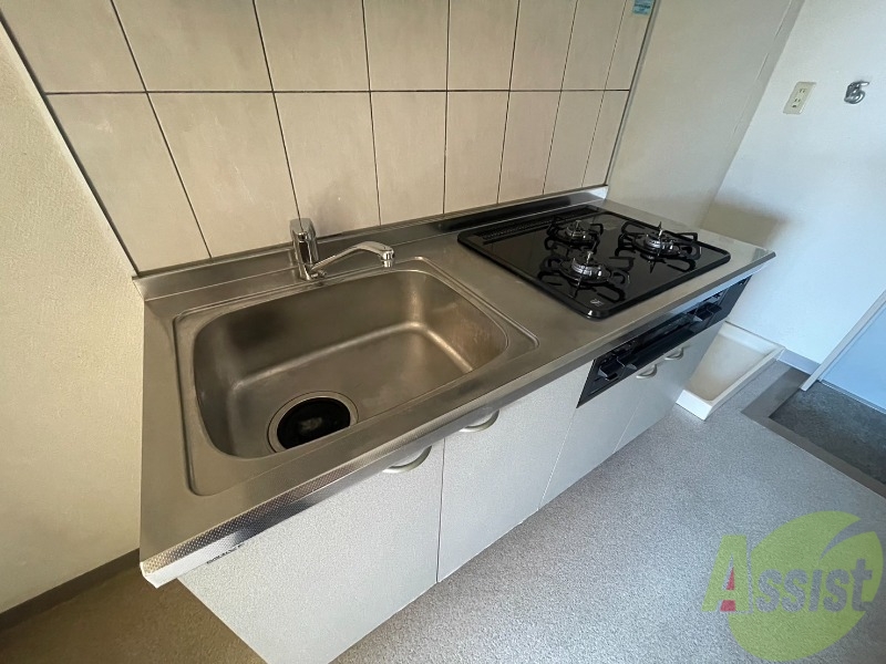 キッチン　キッチンはシステムキッチンになります～。