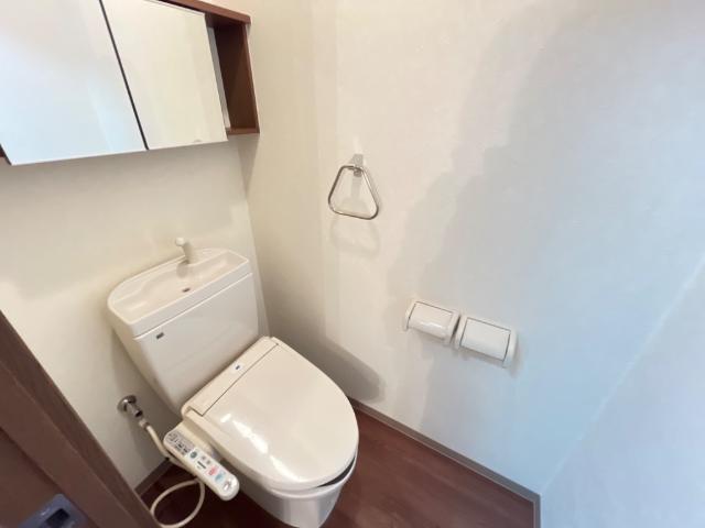 トイレ　シャワー付トイレ