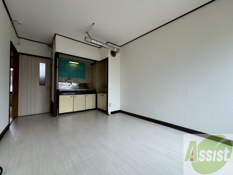 居室・リビング　広くてキレイなお部屋が広がっていて、充実した生活が送れそう。