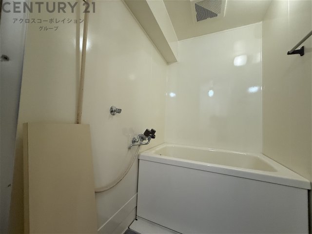 バス・シャワールーム　シンプルで機能的なユニットバスです！