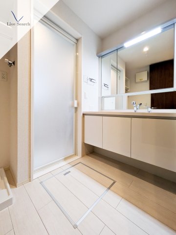 洗面設備　類似別物件の写真です