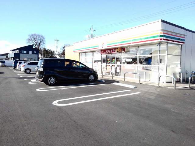 コンビニ　セブンイレブン（コンビニ）まで200m