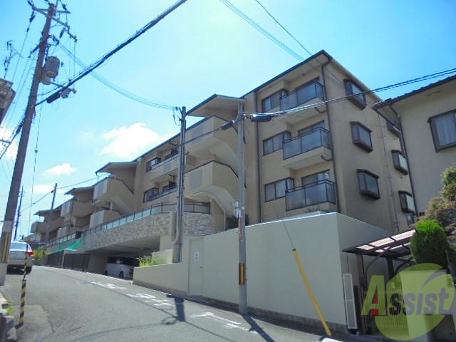 建物外観　豊中市刀根山「リブレ刀根山」