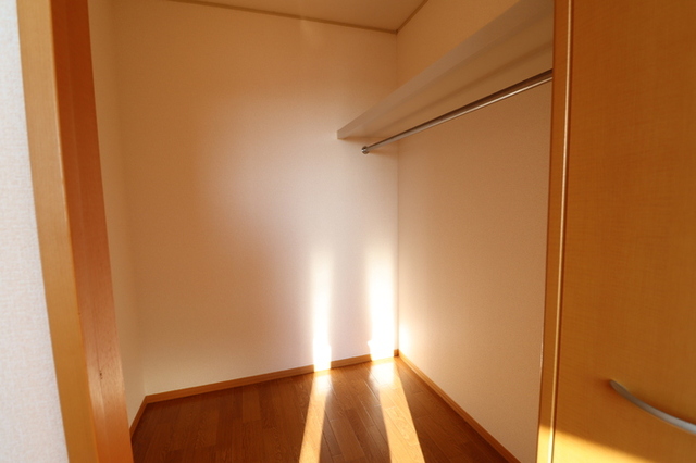 収納　ウォークインクローゼット