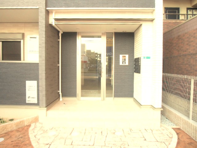 セキュリティ　安心のＴＶモニター付オートロックを完備です☆