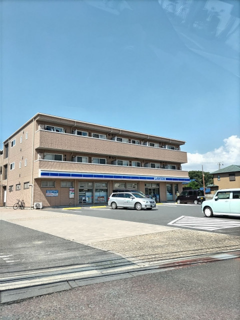 コンビニ　ローソン　千葉仁戸名町店（コンビニ）まで140m