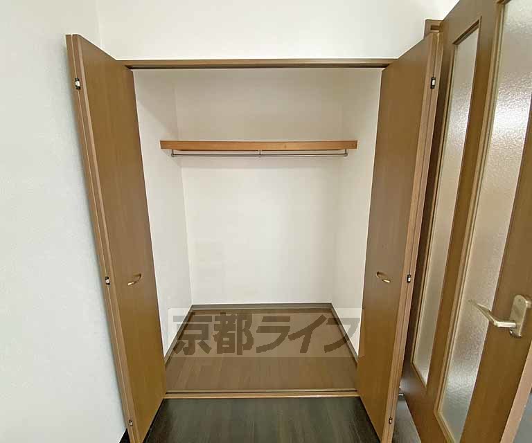 収納　天井高で大容量のクローゼットです。