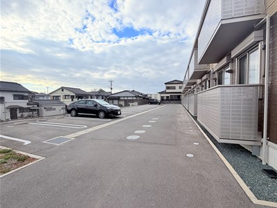 駐車場　カースペースがあります