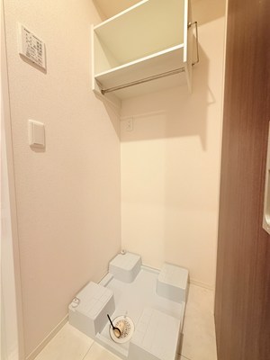 洗面設備　コンパクトで使いやすい洗面所