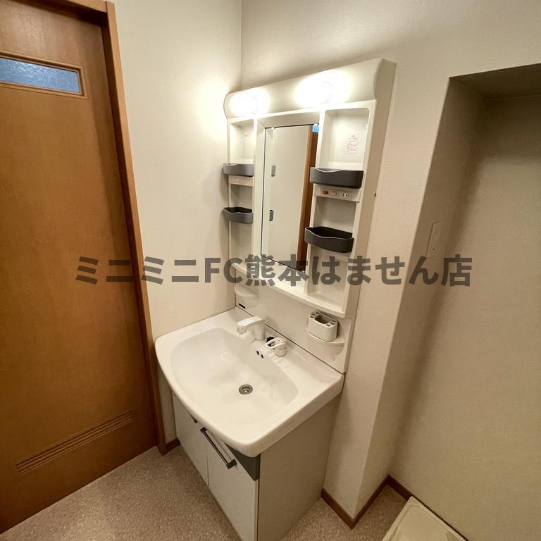 洗面設備　※写真は現状と異なる場合、現状を優先させていただきます