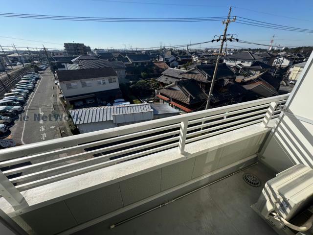 バルコニー　※同タイプ