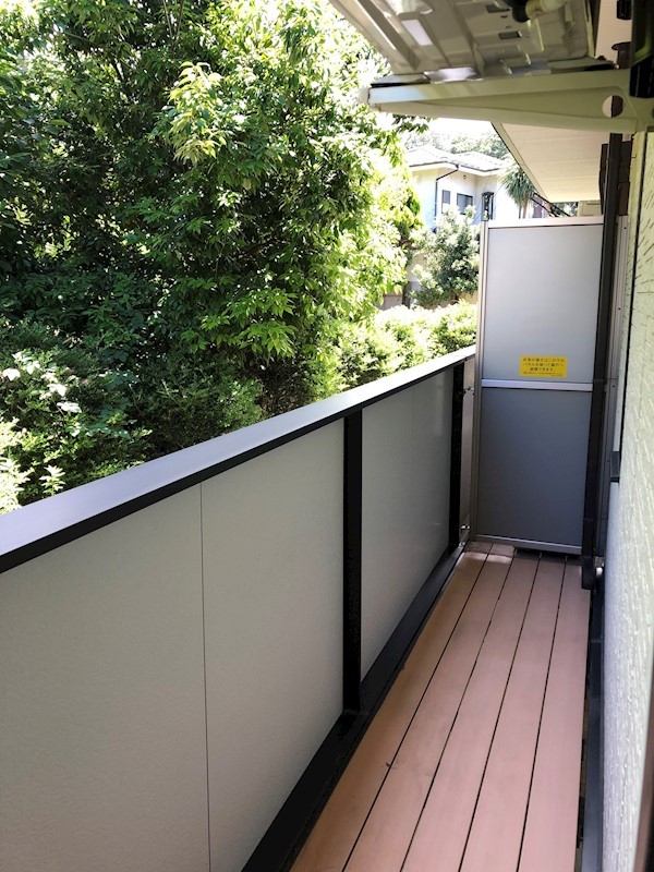 バルコニー　☆アパートですがバルコニー広め☆