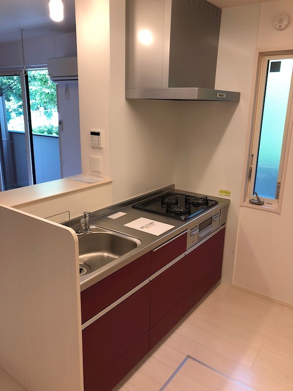 キッチン　☆吊戸棚がないのですっきり☆