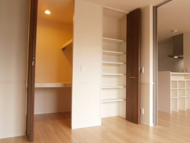 収納　１０２　収納