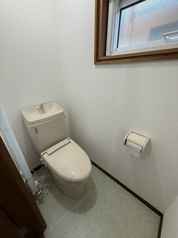 トイレ　トイレ