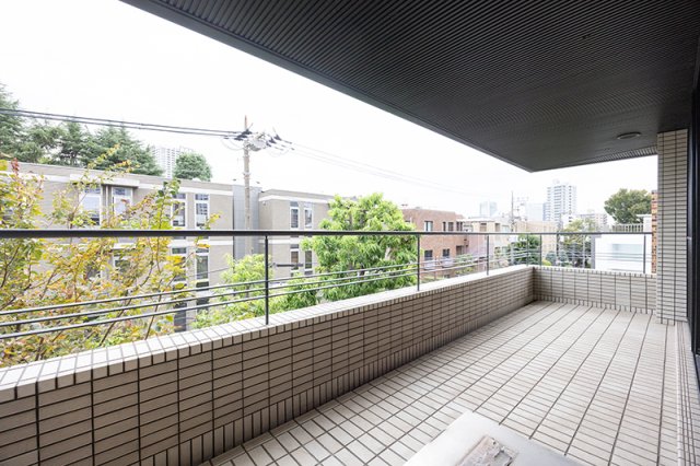 バルコニー　バルコニー