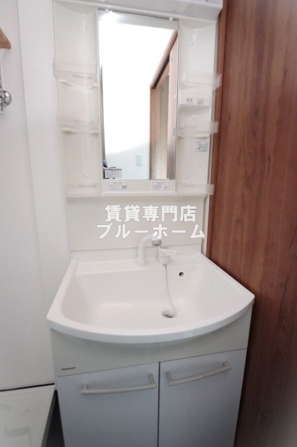 洗面設備　独立洗面台あります！