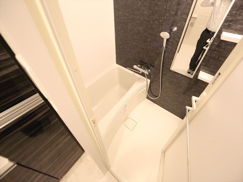 バス・シャワールーム　バスルーム　浴室暖房乾燥機付き