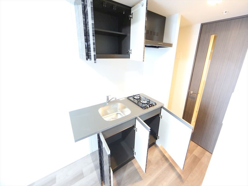 キッチン　システムキッチン（ガス2口コンロ付）