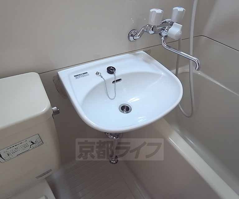 洗面設備　ピカピカの洗面大