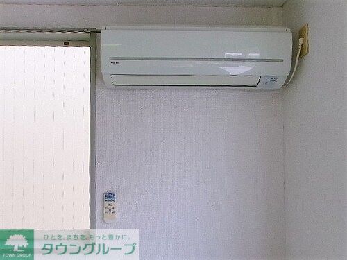 その他設備　エアコン１基　　内装前