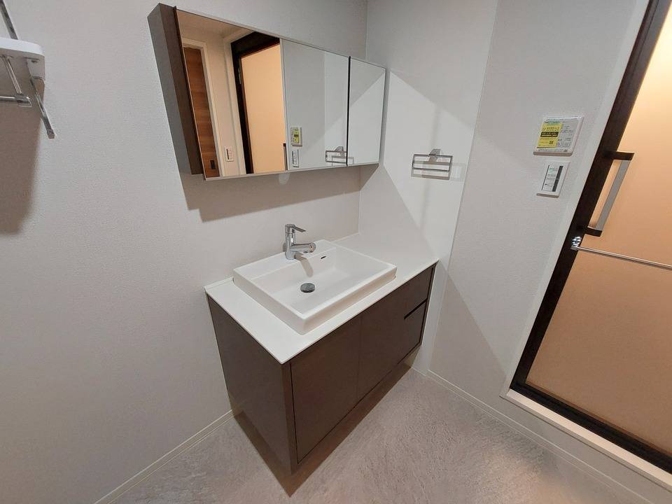 洗面設備　ドレッサー