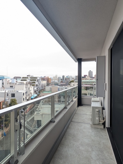 バルコニー　バルコニー