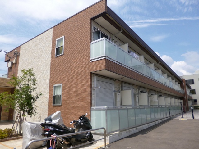 建物外観　安心オートロックでおしゃれな外観です♪