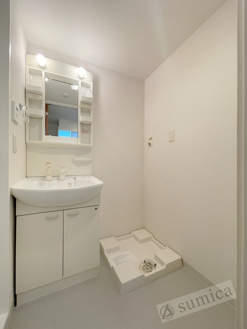 洗面設備　洗面脱衣所付き！独立洗面台が便利です♪♪