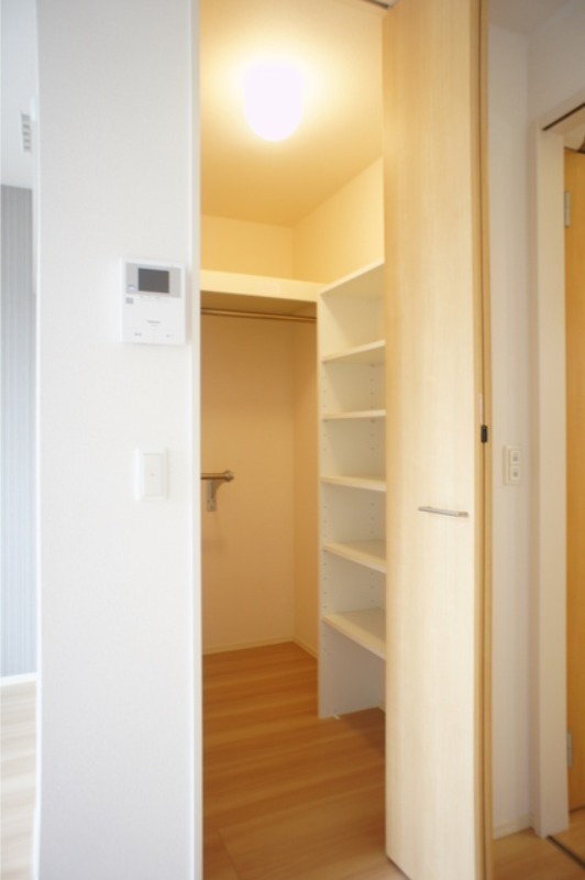 収納　図面と現状に相違がある場合には現状を優先