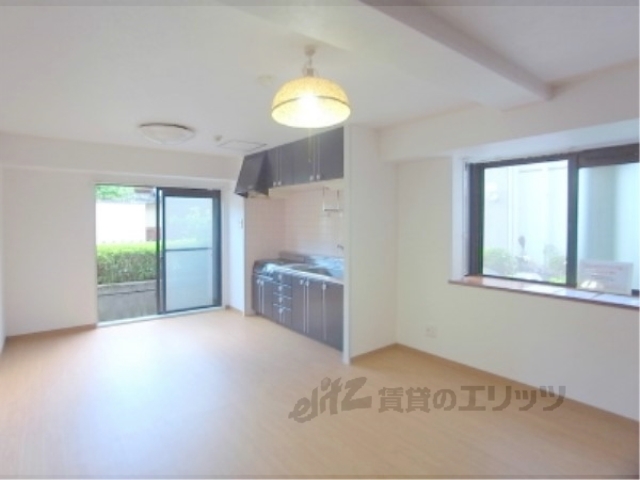 居室・リビング　リビング