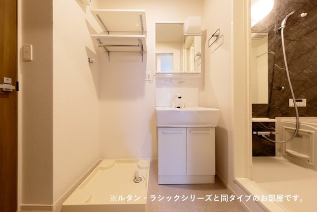 洗面設備　洗面所です