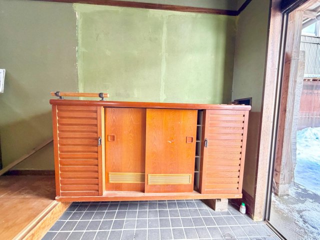 玄関　下駄箱付きの玄関